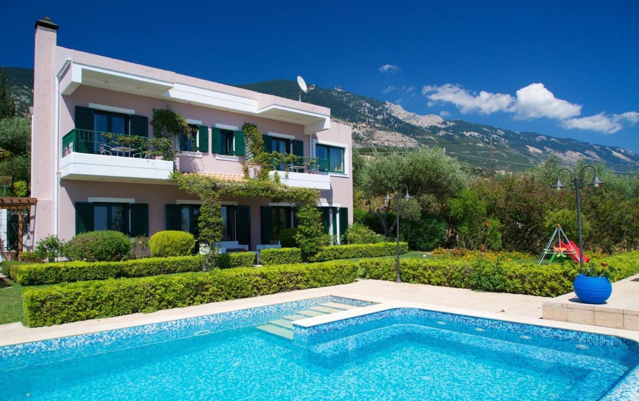 Lucia Simona Villas Mousata Exterior photo
