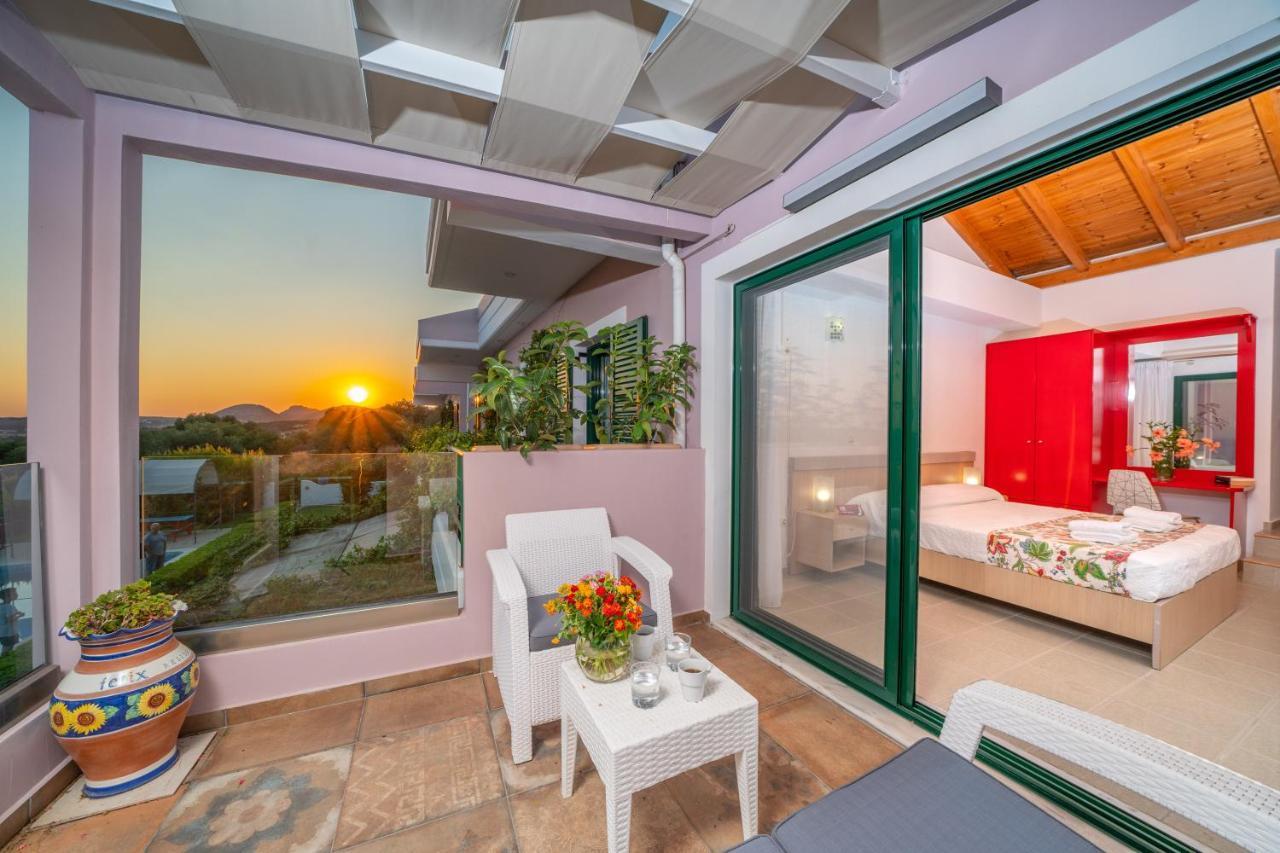 Lucia Simona Villas Mousata Exterior photo