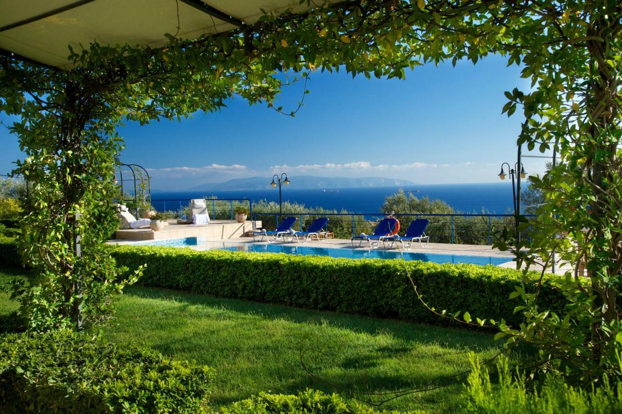 Lucia Simona Villas Mousata Exterior photo