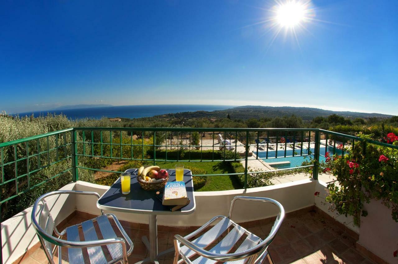 Lucia Simona Villas Mousata Exterior photo
